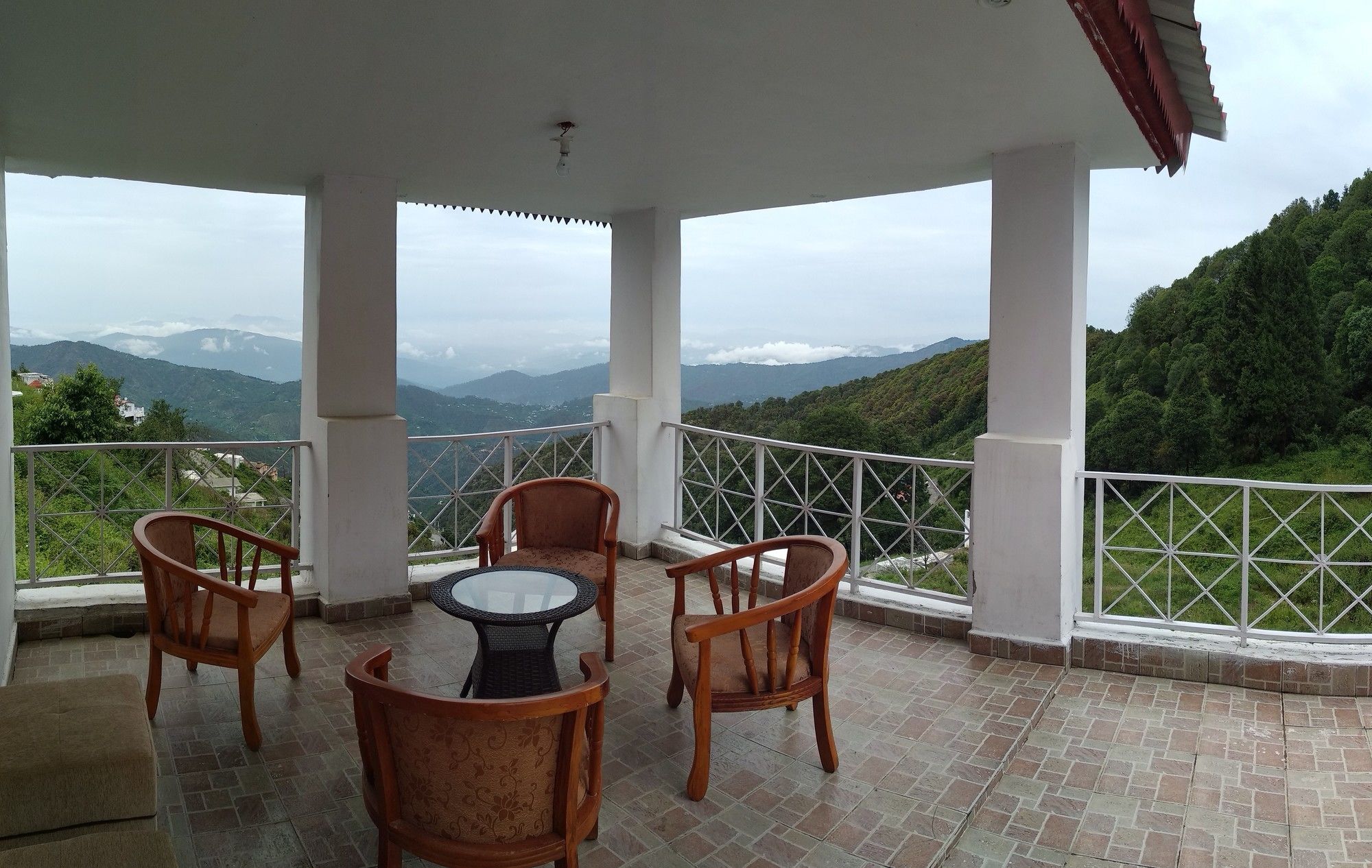 The Swiss Village Resort Nainital Eksteriør billede
