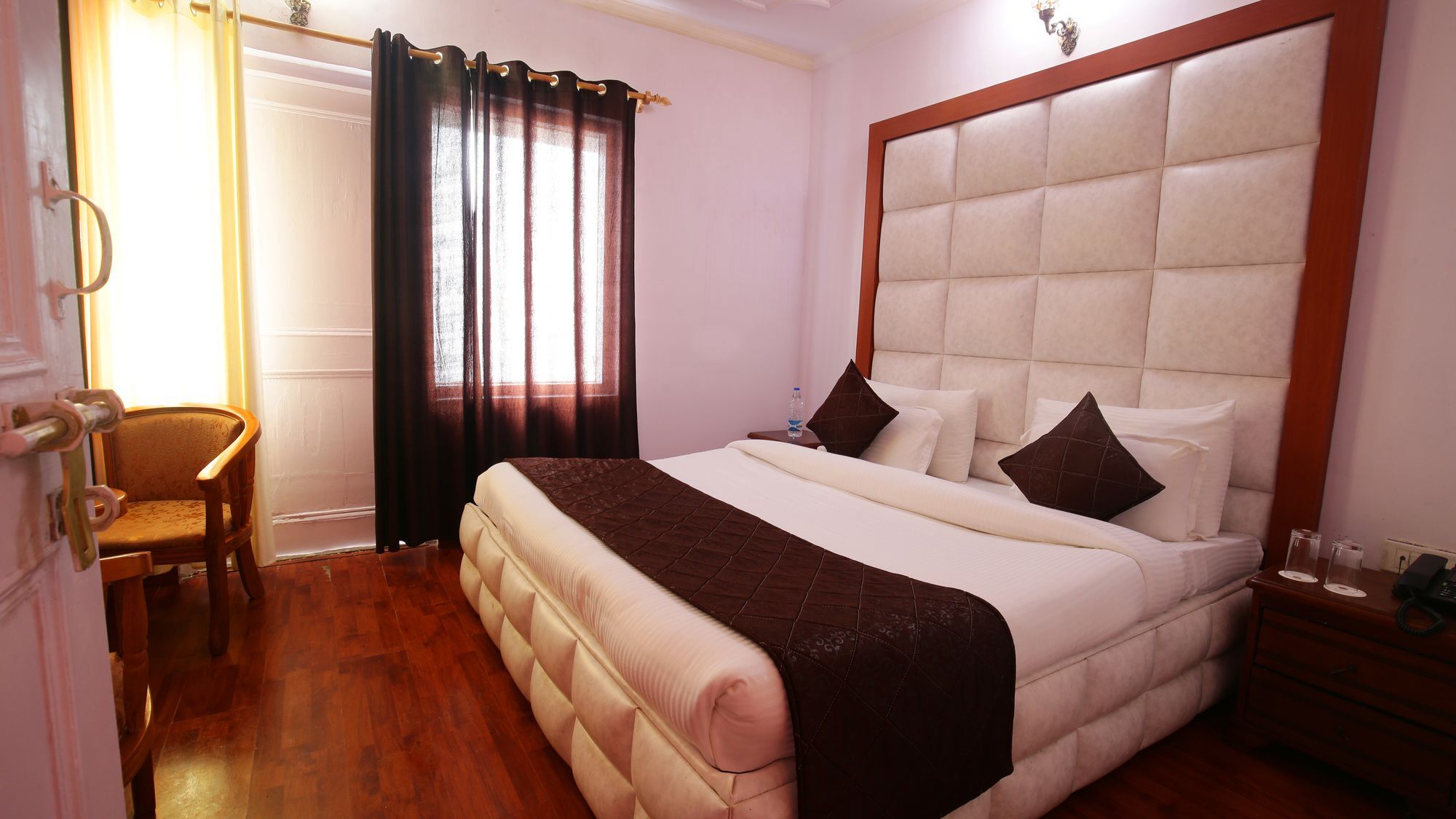 The Swiss Village Resort Nainital Eksteriør billede
