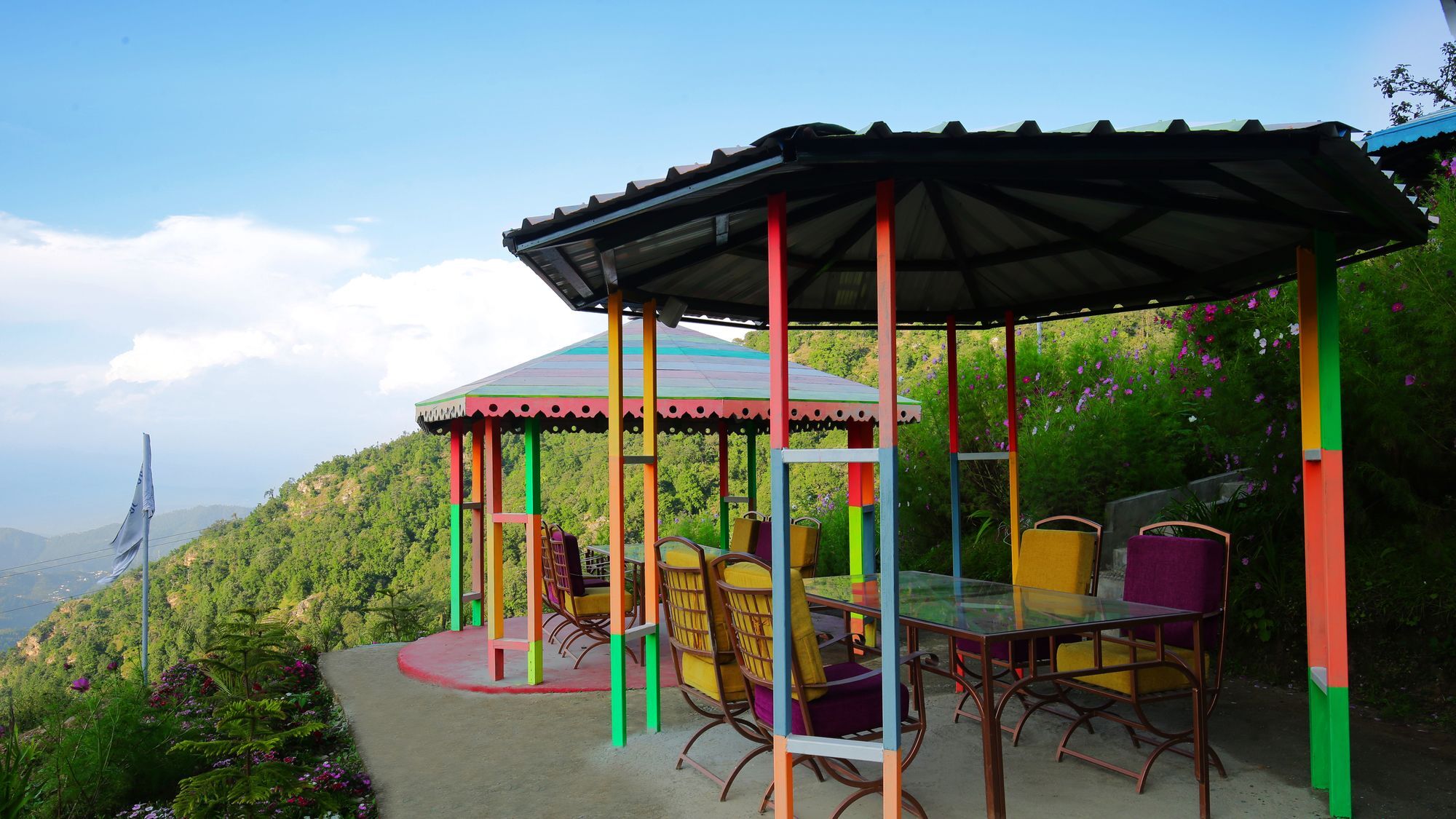 The Swiss Village Resort Nainital Eksteriør billede